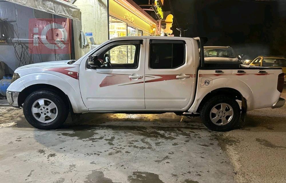 نيسان نافارا